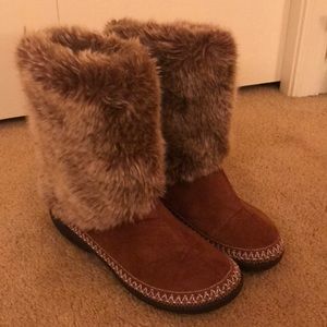 Women’s boot slippers
